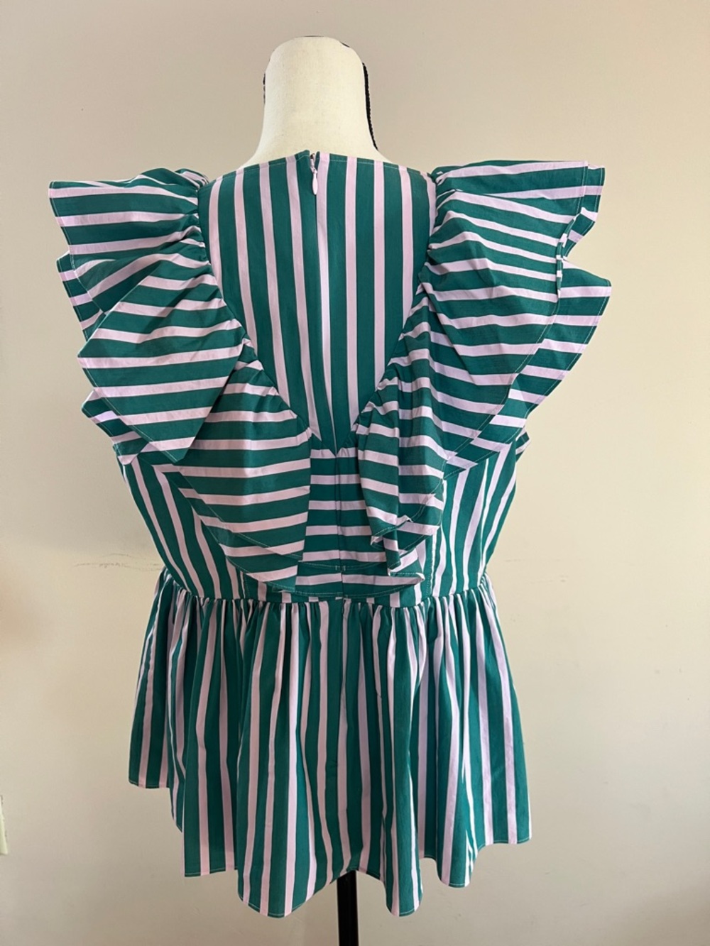 ✅🏁👛🏳️‍⚧️Halogen Green & Pale Pink Striped Ruffle Peplum Top - Picture 5 of 6